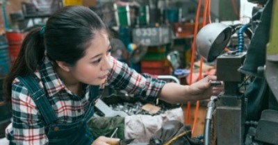 Demand for Female Apprentices in Manufacturing Sector Rise 